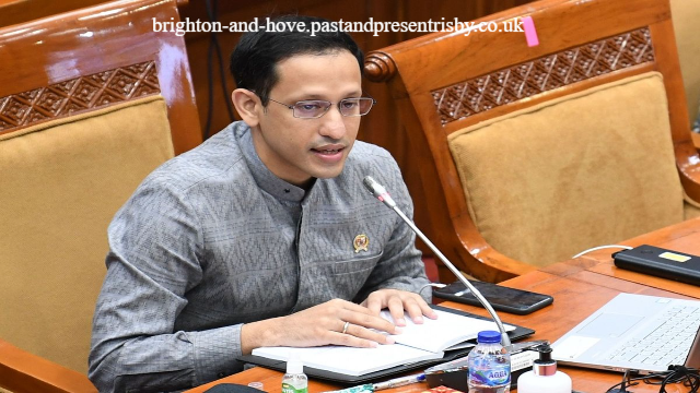 7 Jurusan Kuliah Ini Cocok Buat Kamu yang Mau Berkarir di Kementerian, Minat?